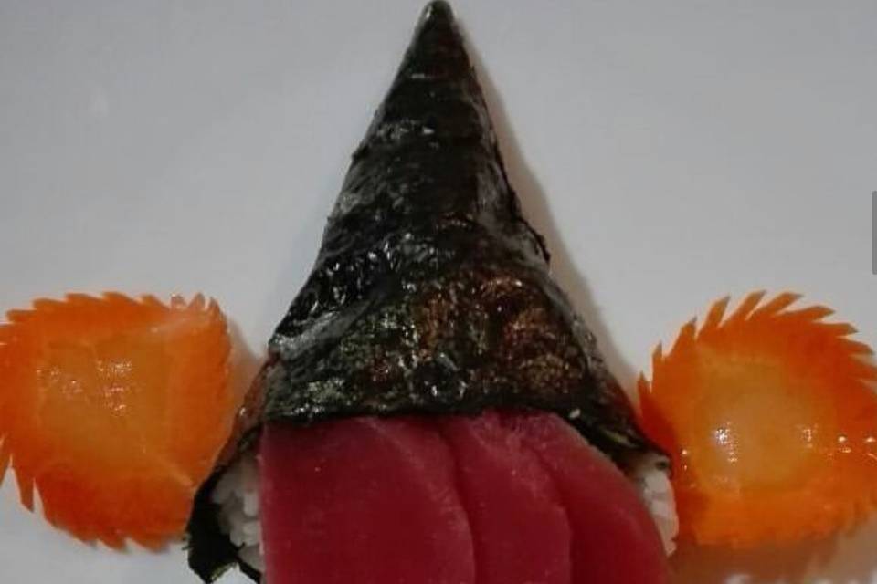 Temaki de atún