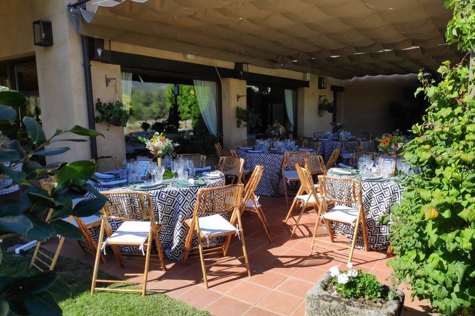 Banquete en la pérgola