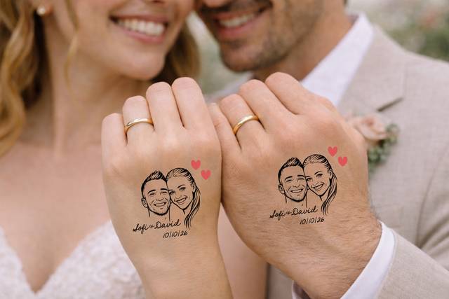 Novios con tatuajes retrato
