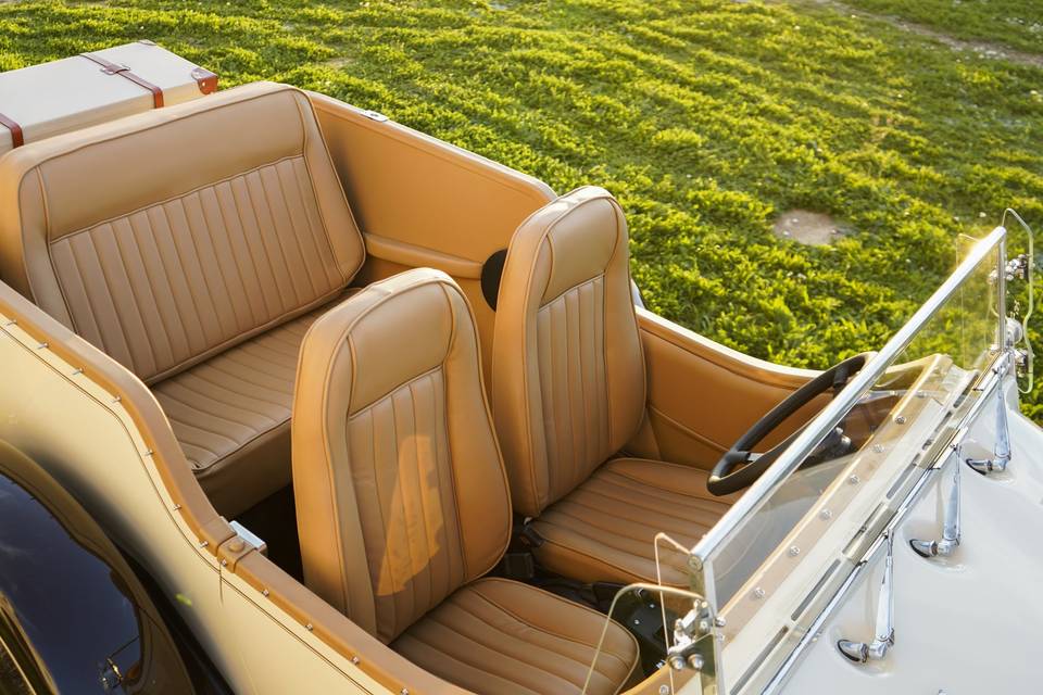Amplio interior