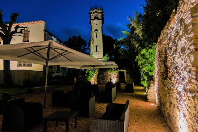 Chill-out nocturn+torre aigua