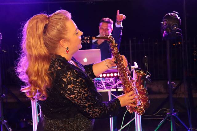 Cóctel con Saxofón