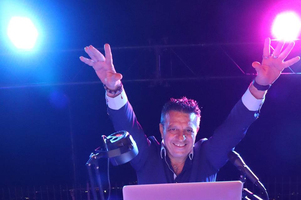 Momentos divertidos con DJ
