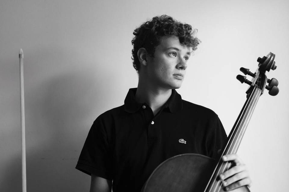 Luis cello