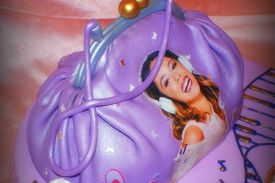 Tarta bolso Violetta