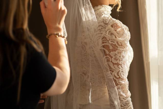 Retoques finales de la novia