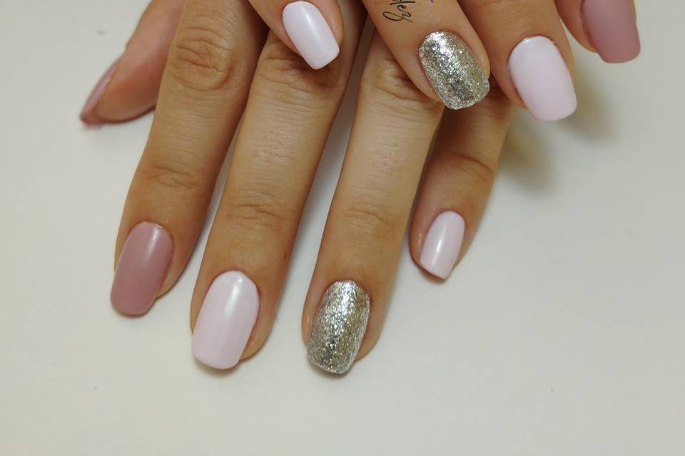 Manicura de novia