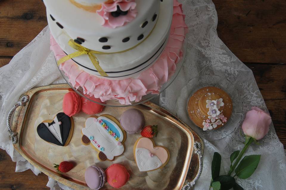 Tarta y galletas para boda