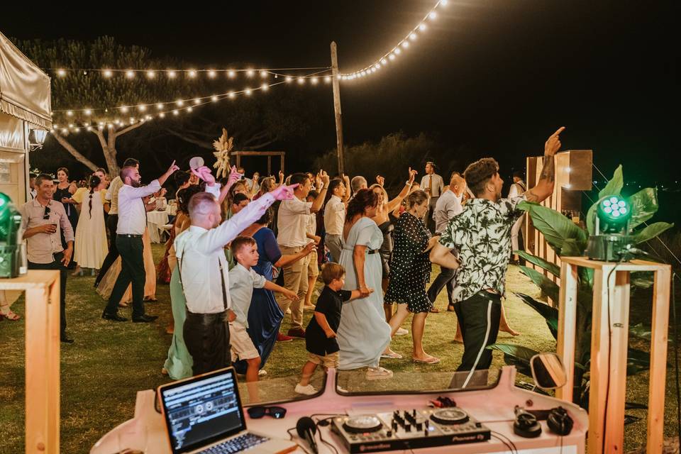 Leo dj - animador, bodas en huelva