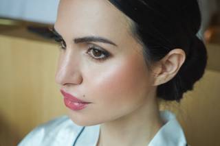 Eva Villamar makeup-hair-beauty