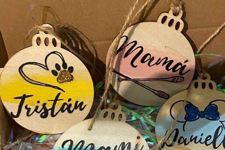 Bolas de navidad como marasitios