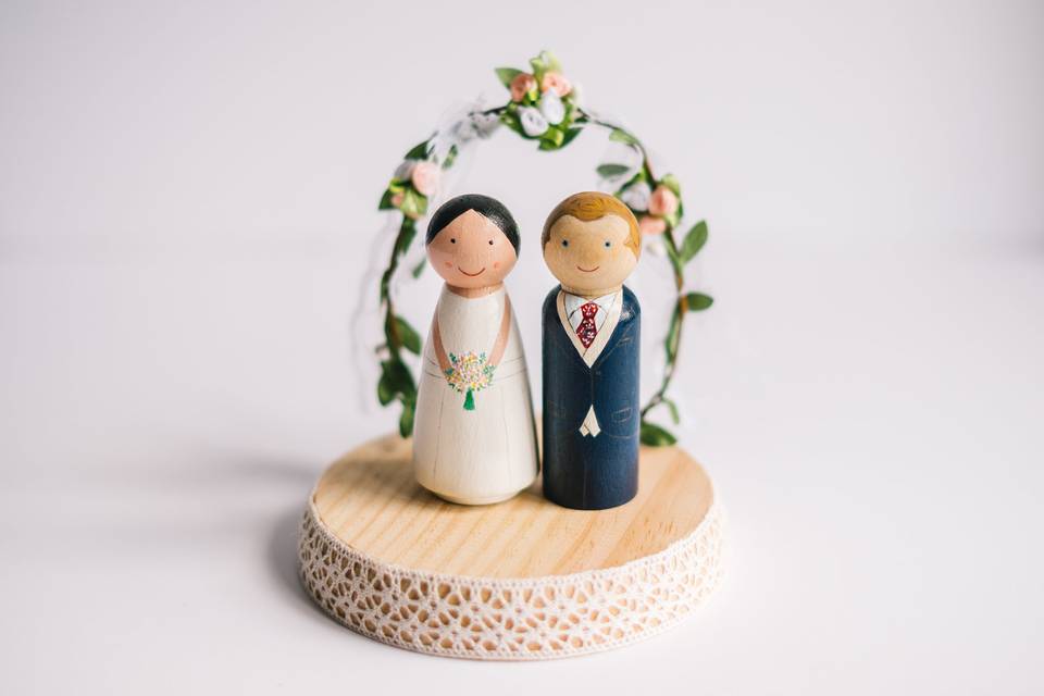 Figuras boda con base blanca