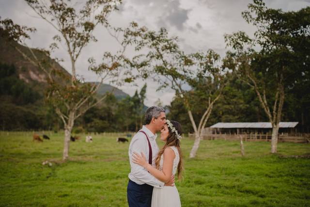 Nuestros Álbumes para Bodas — Fotógrafos en Logroño - [Triz y Juan]