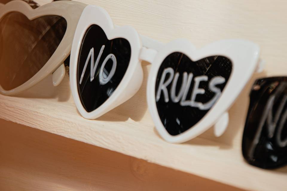 No rules deco