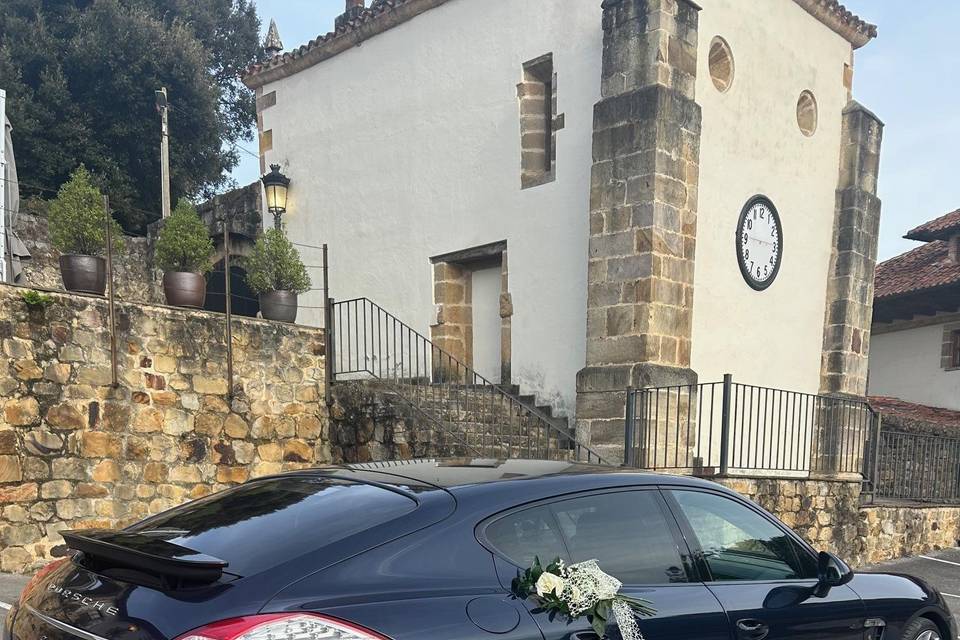 Lateral derecho en la última boda