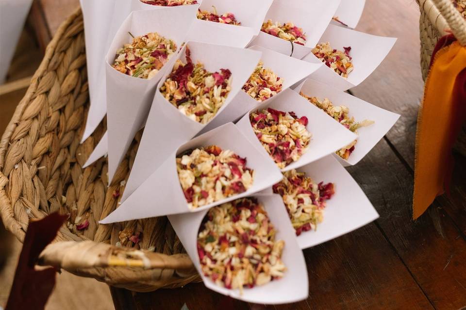 Conos de confeti