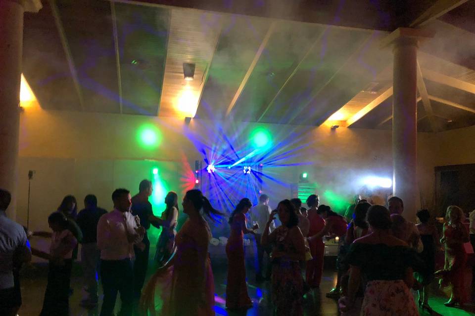 Baile de novios en la Oliva