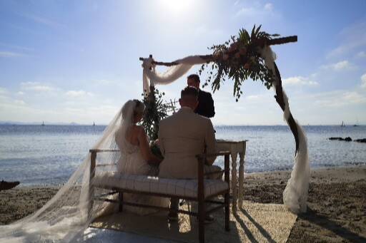 Ceremonia civil en la playa