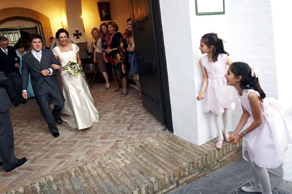 ¡Viva los novios!