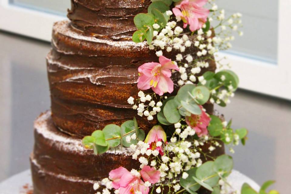 Naked cake, white & rose