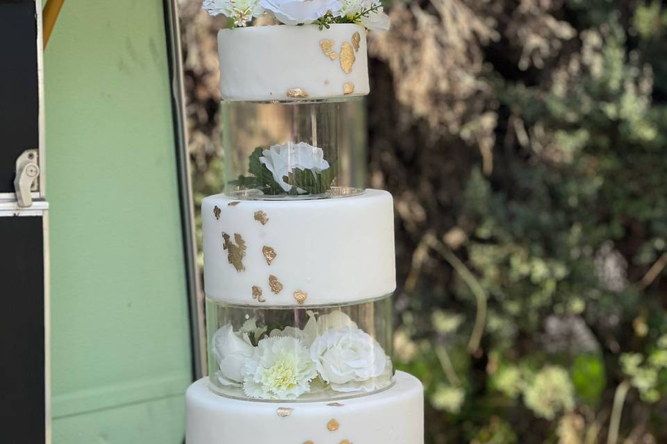 Naked cake con rosas