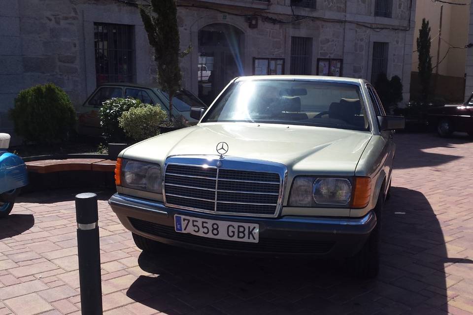 Mercedes 380