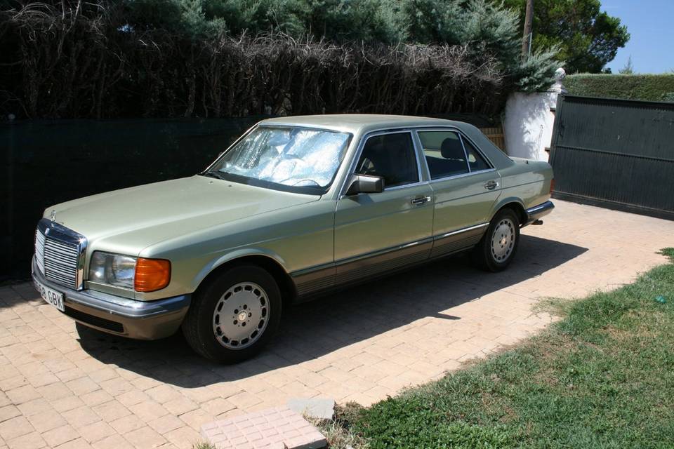 Mercedes 380