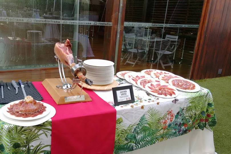 Corte de jamón en evento