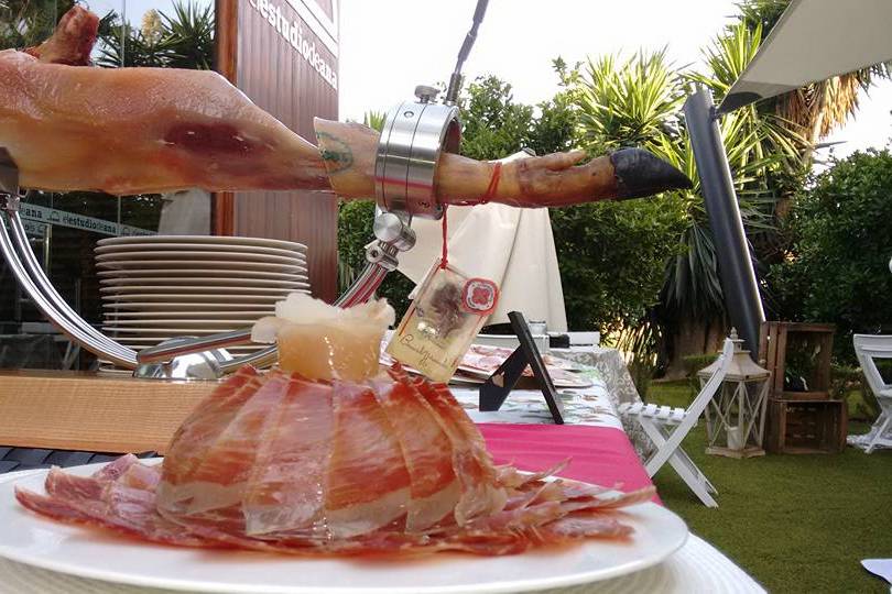 Corte de jamón en evento