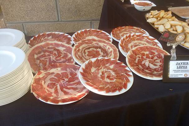 Corte de jamón en evento