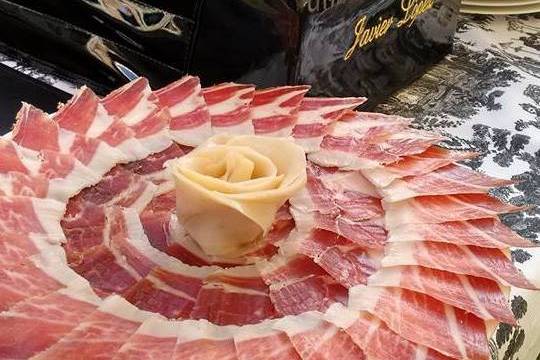 Corte de jamón en evento