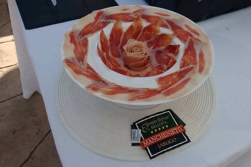 Corte de jamón en evento