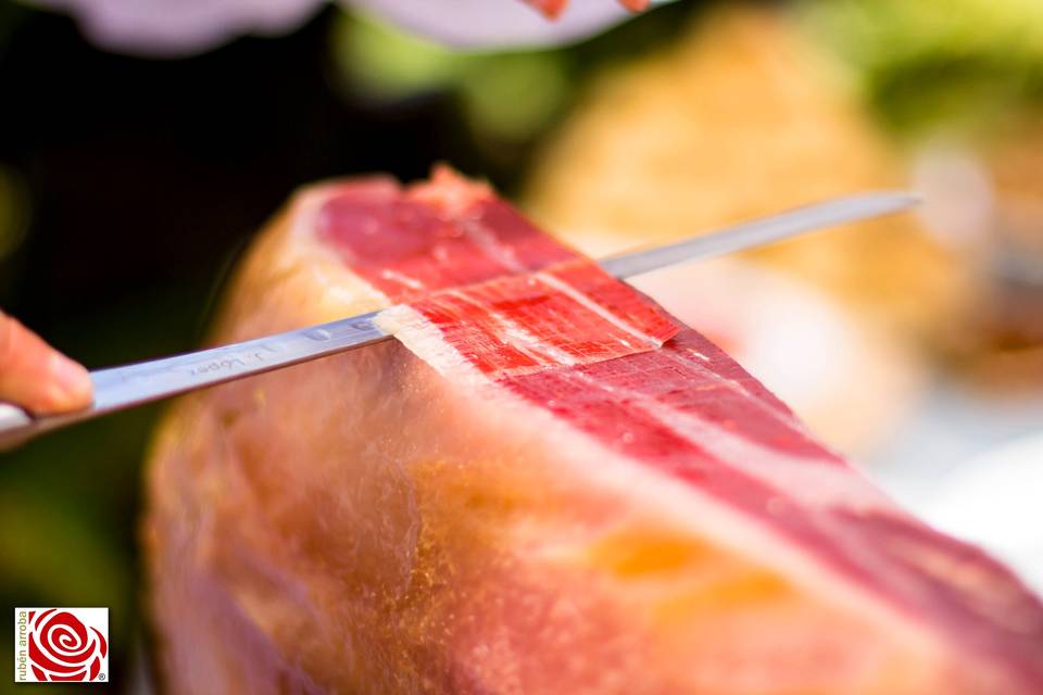 Corte de jamón en evento