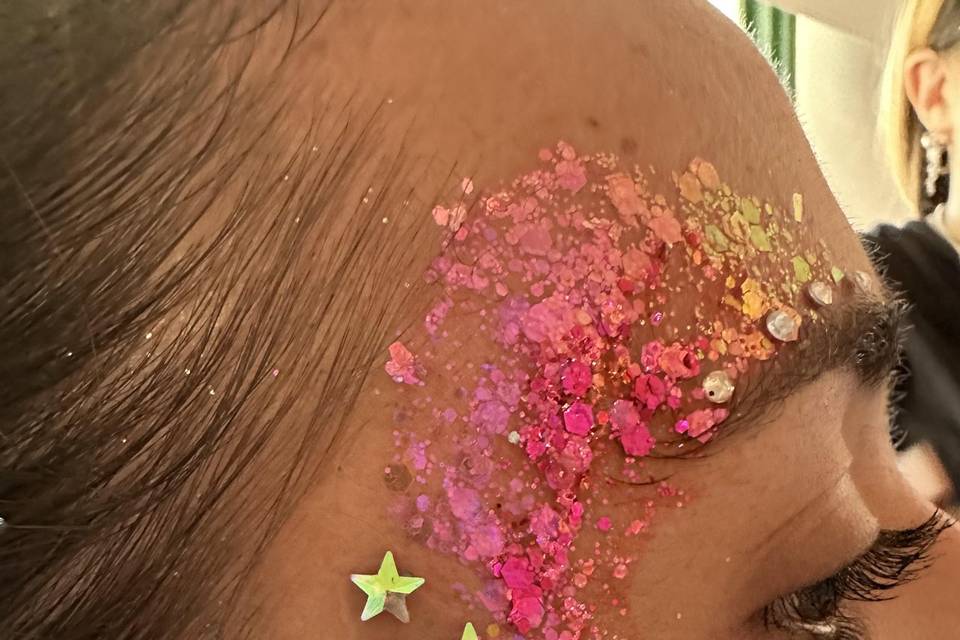 Maquillaje fantasía brilli
