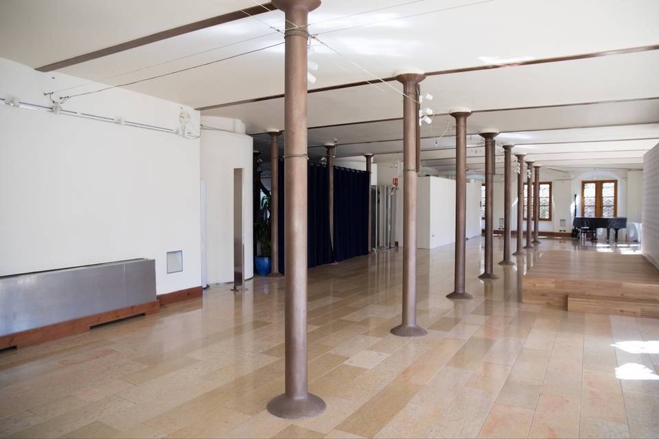 Sala semisótano