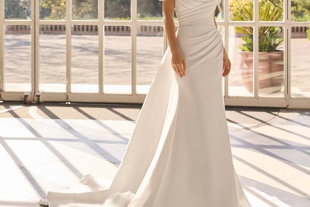 Fara Luna Novias 2027