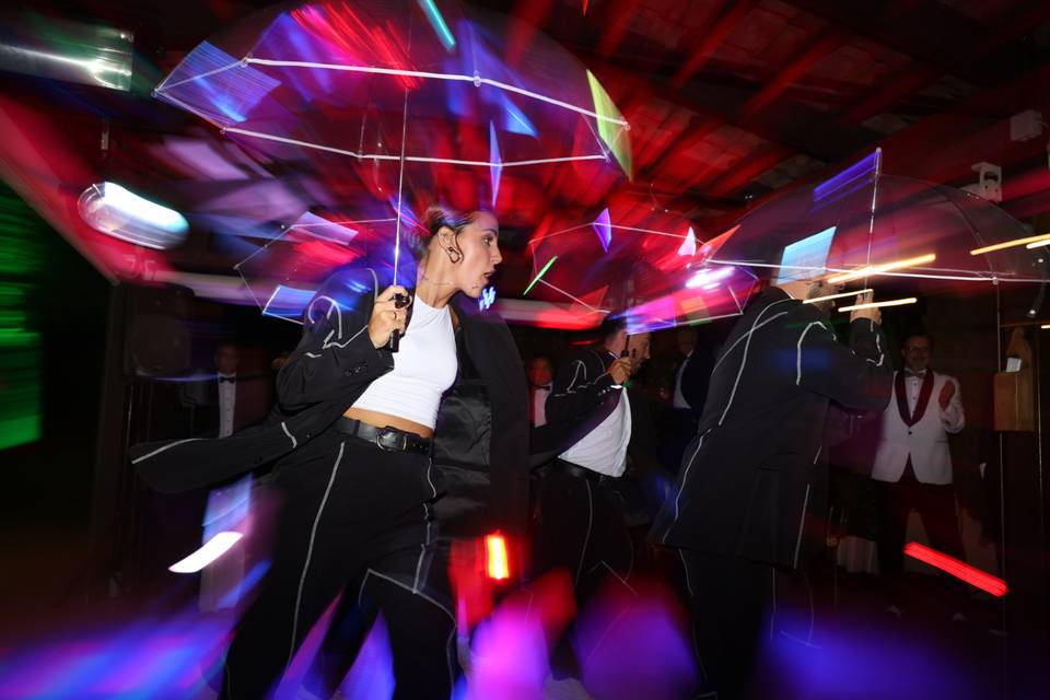 Show 4 bailarines