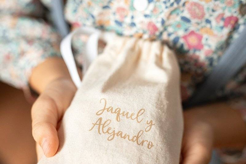 Bolsita de arras personalizada