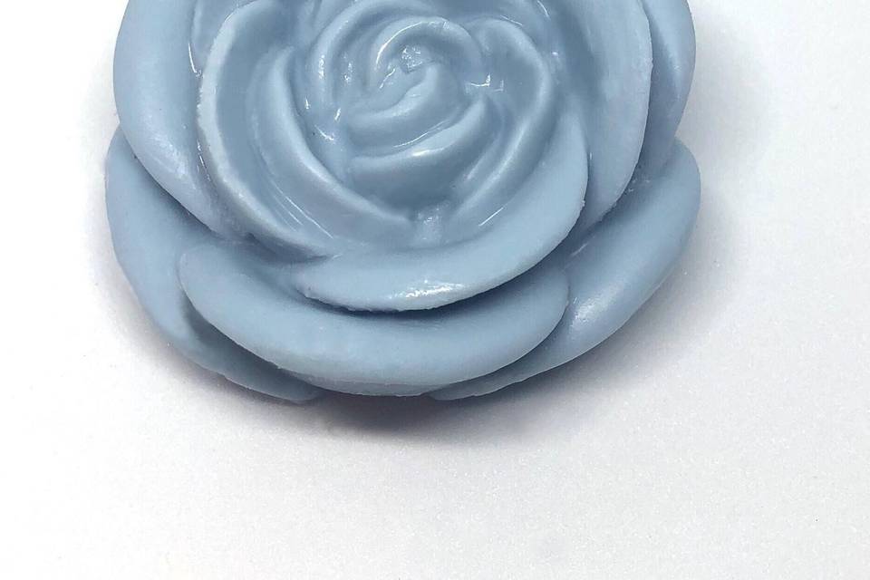 Rosa de jabón artesanal azul