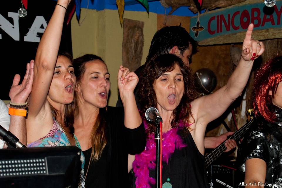 La Corleona Karaoke Live Band