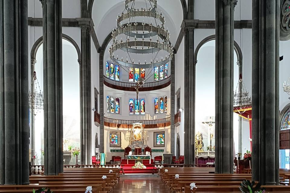 Arreglo de Iglesia Moya