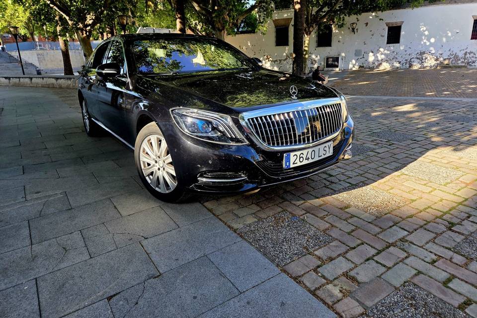 Mercedes maybach 5