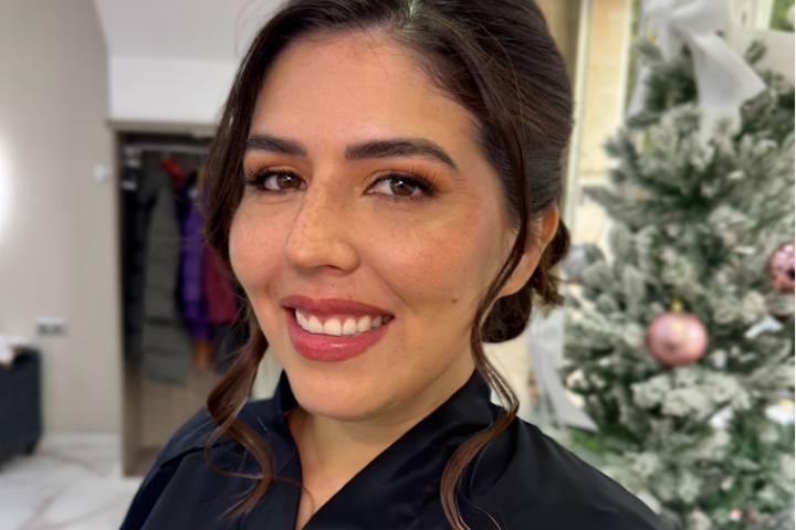 Soft makeup