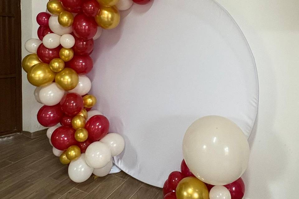 Arco de globos navideño