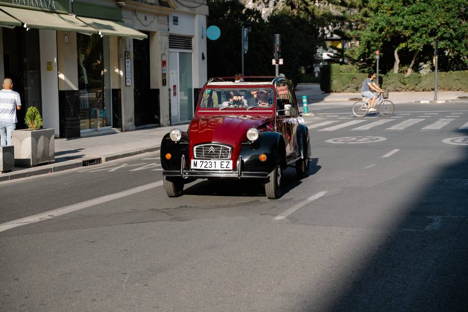 Cien, coche clásico