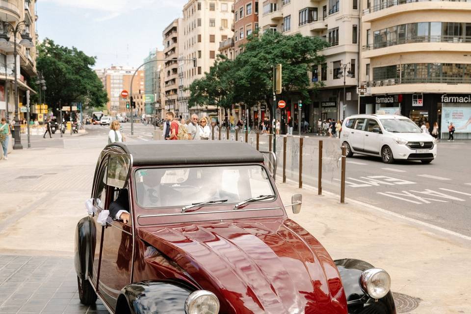 Cien, coche clásico