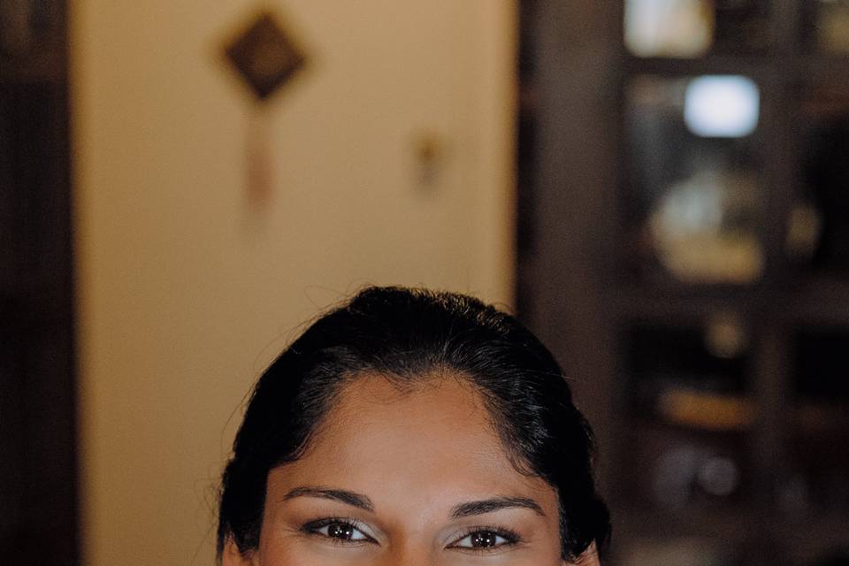 Maquillaje y peinado de novia