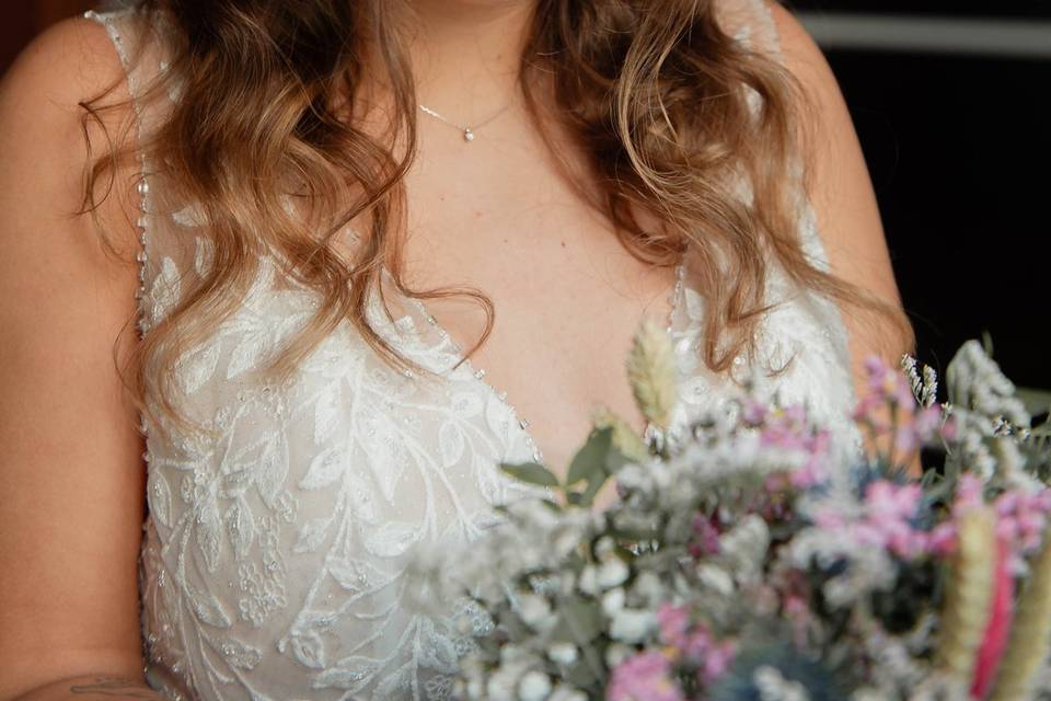 Maquillaje y peinado de novia