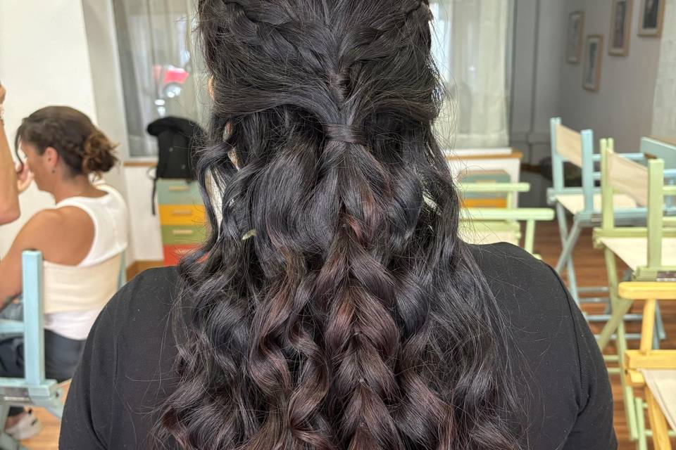 Semi recogido para invitada