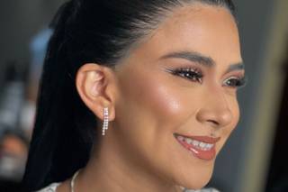 Ariana Maquilladora